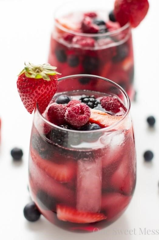 Celebrate National Moscato Day with Refreshing Recipes For Your Summer